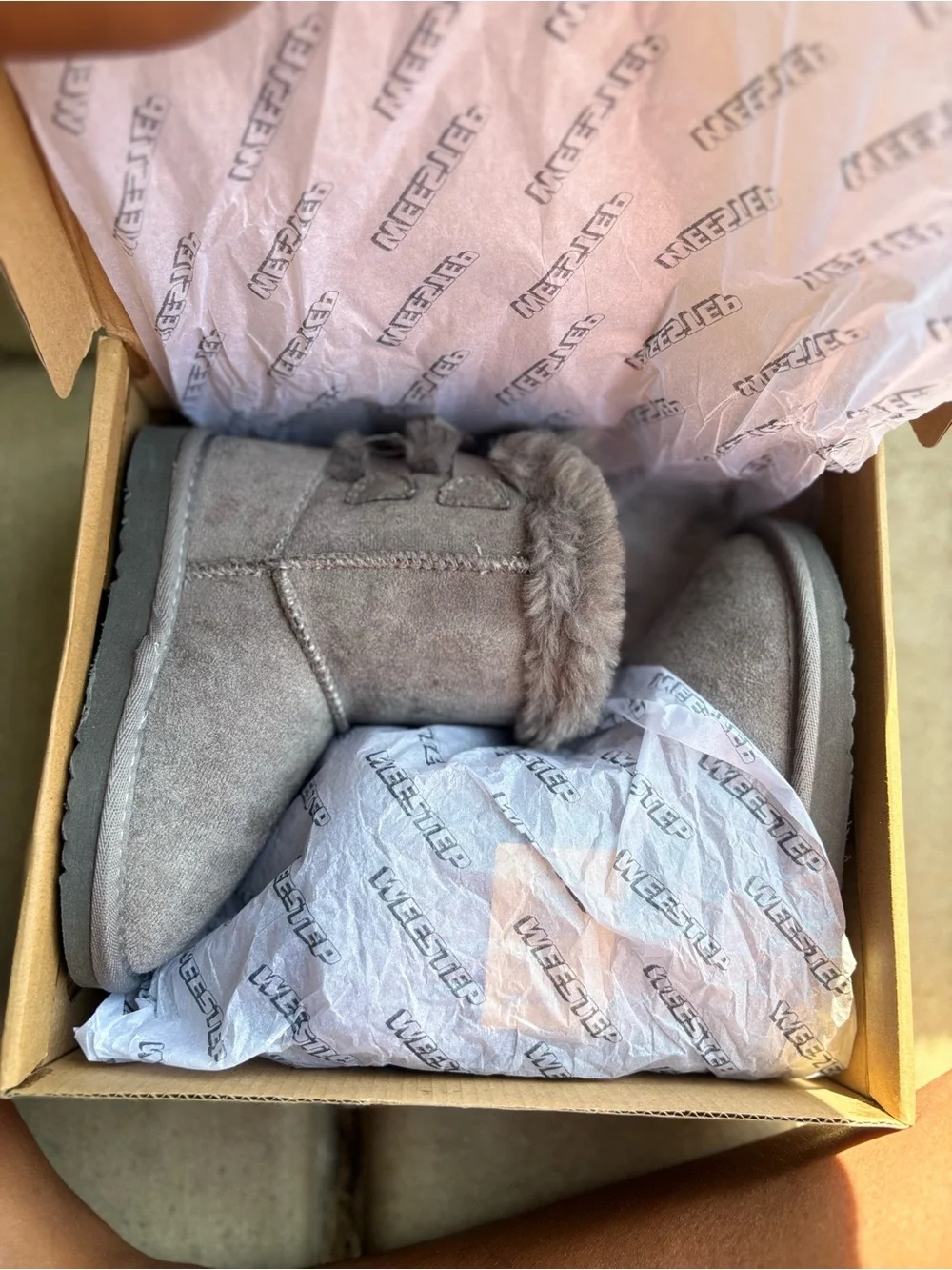 WEESTEP Kids' Gray Faux-Fur Lined Snow Boots